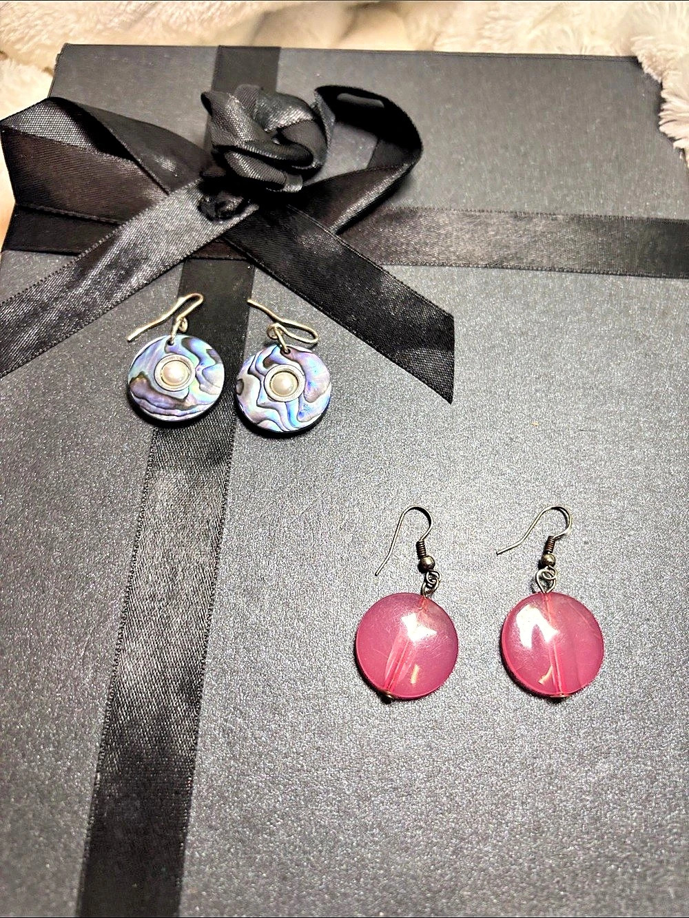 2 pairs of Dangle Earrings Pink & Multicolor